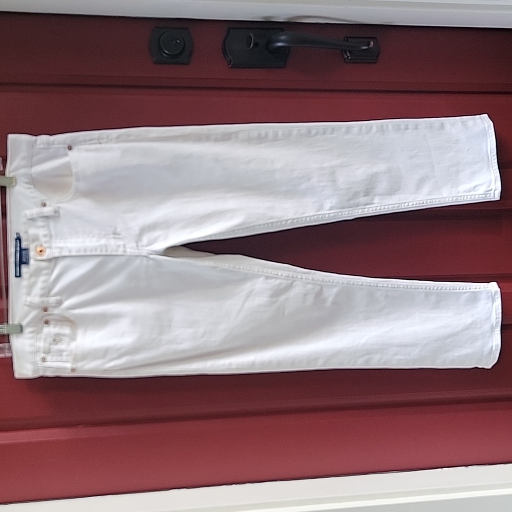 Ralph Lauren Women's Slim Jeans Off White Tag says 30W. Now Measures 32W